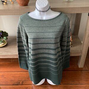 Jones Wear Two Toned Green Striped Long Sleeve Pullover Sweater Small